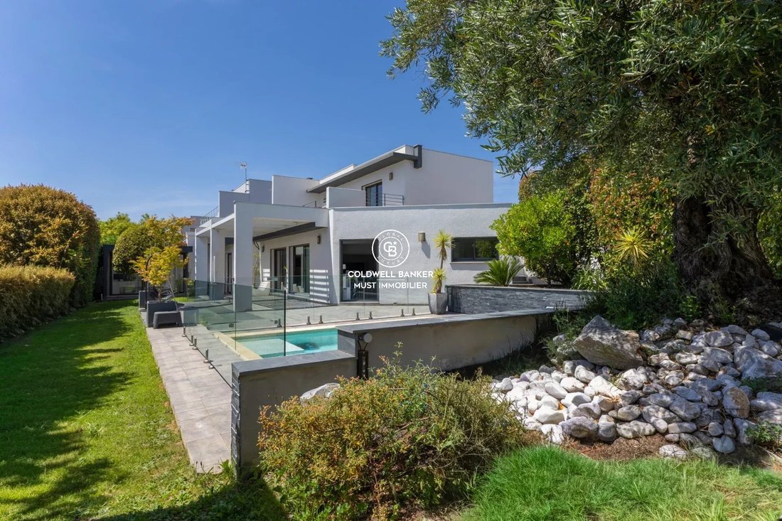 Villa in Villeneuve-de-la-Raho, Occitania, France 2 - 18038556