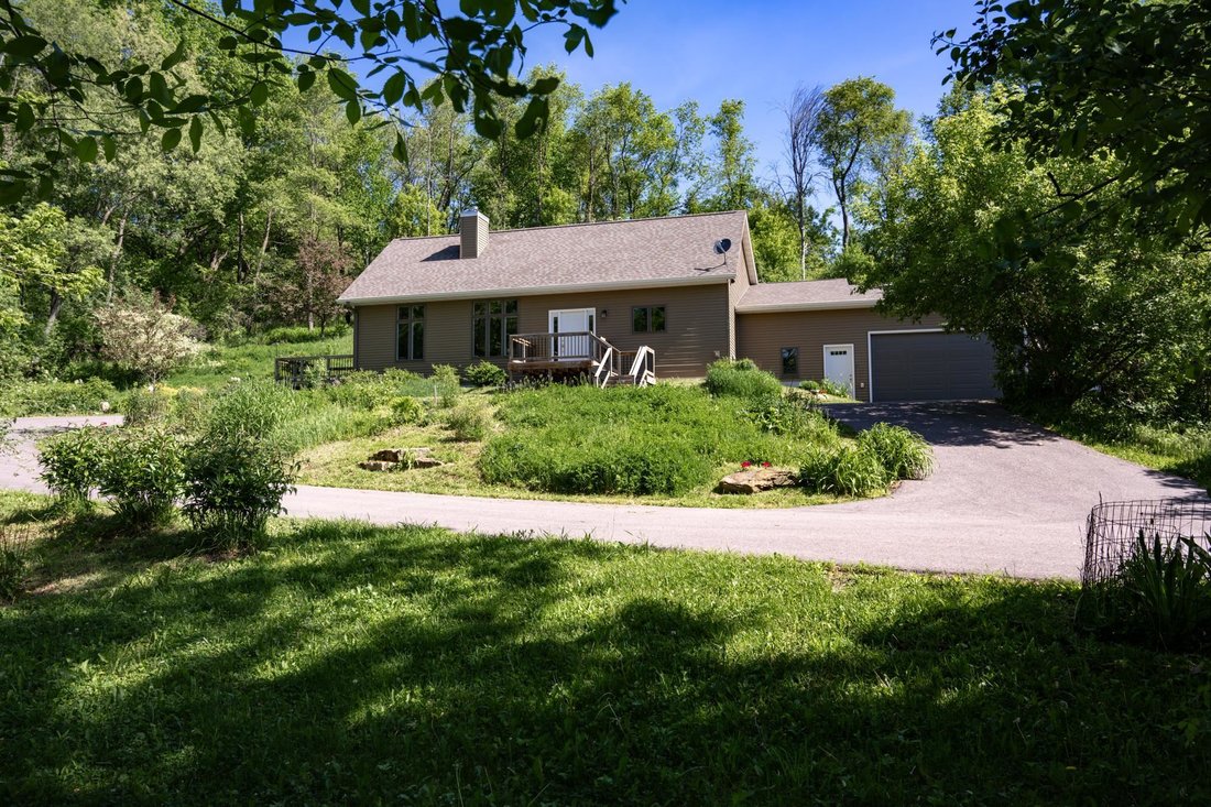 House in Kendall, Wisconsin, United States 3 - 18040093