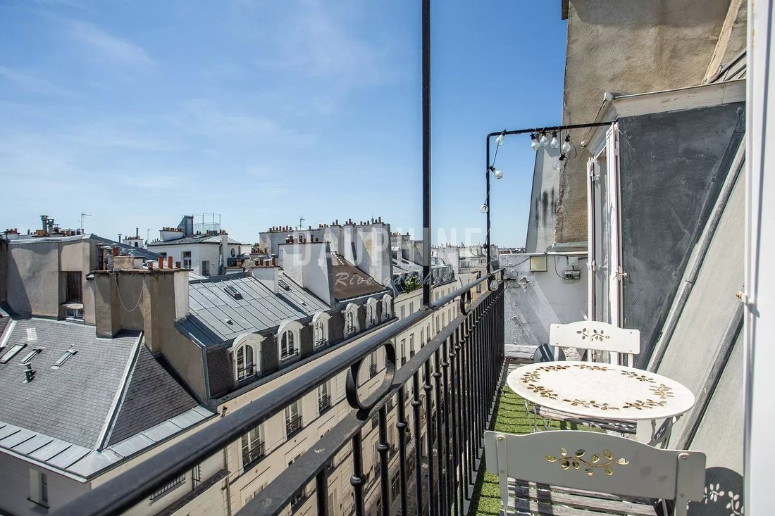 Apartment in Saint Thomas d'Aquin, Paris 7e Arrondissement, Paris 2 - 18047313