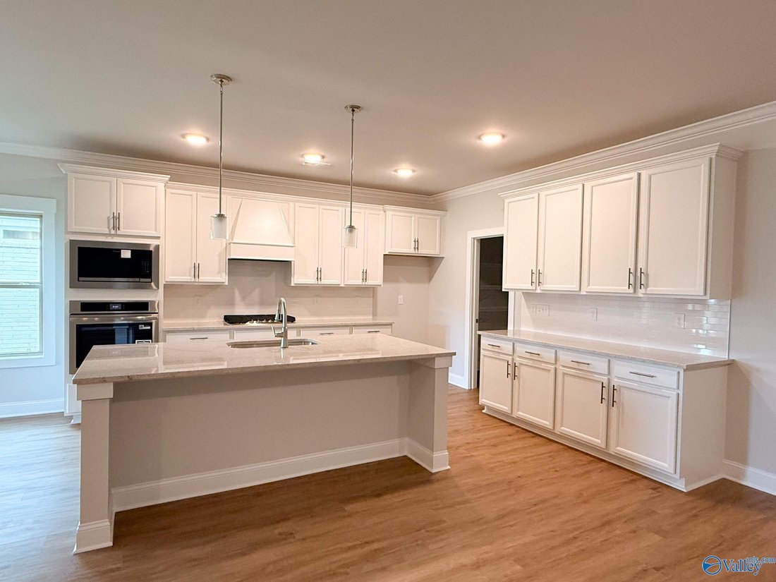 House in Redstone Arsenal, Alabama, United States 2 - 18048105