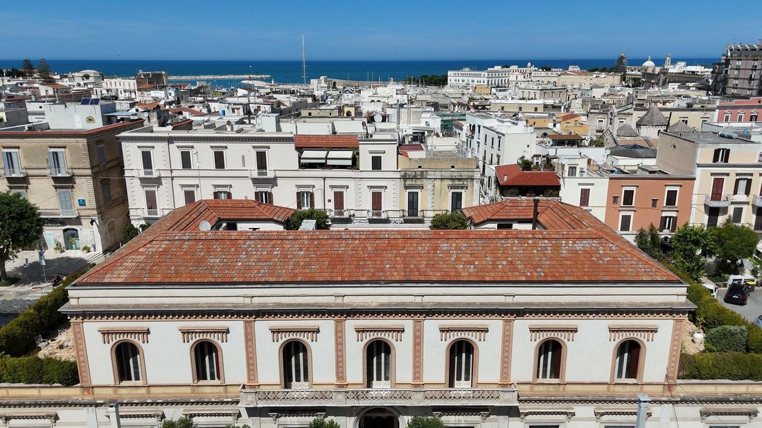 Trani, Apulia, Italy 2 - 18039265