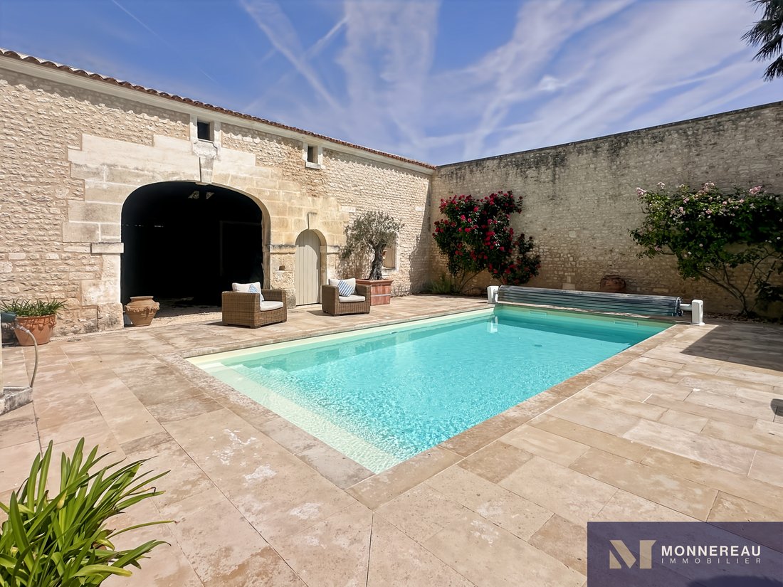 Tenuta a Bellevigne, Nuova Aquitania, Francia 3 - 18040873