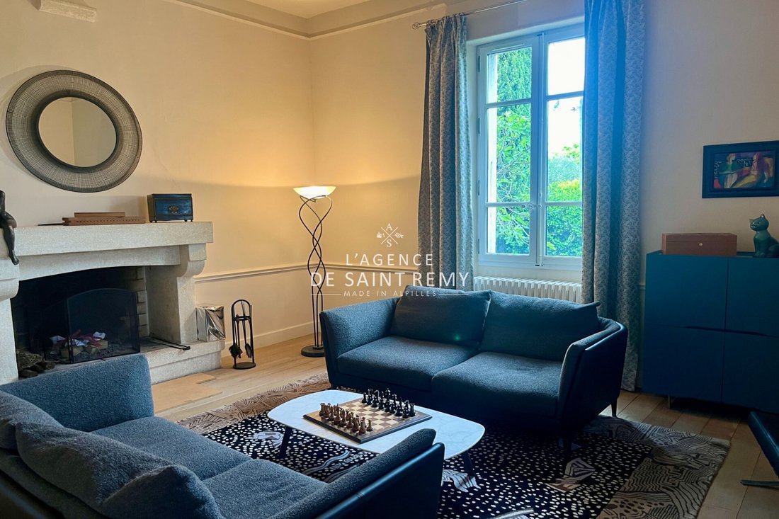 Villa in Graveson, Provence-Alpes-Côte d'Azur, France 3 - 18036661