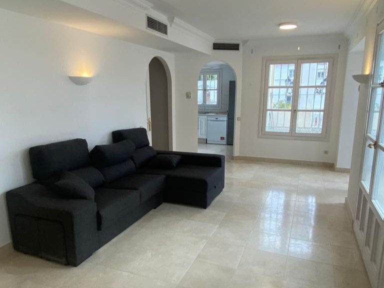 House in La Quinta, Benahavis, Andalusia 5 - 18048778