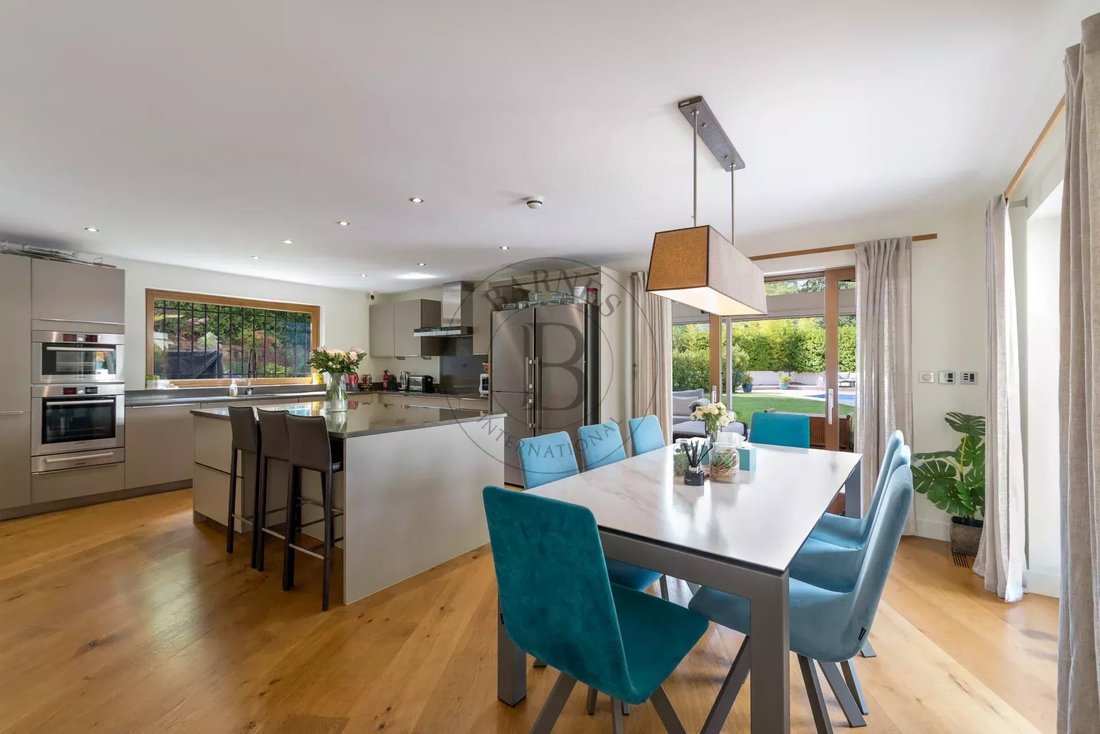 Villa in Mougins, Provence-Alpes-Côte d'Azur, France 3 - 17042835