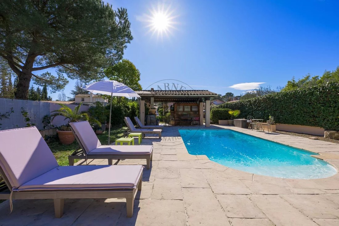 Villa in Mougins, Provence-Alpes-Côte d'Azur, France 3 - 17293267