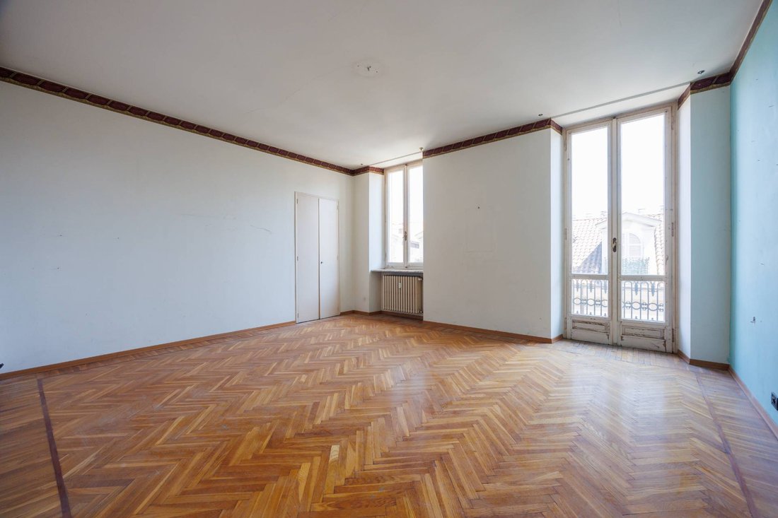Apartment in Center, Turin, Piedmont 5 - 18043046