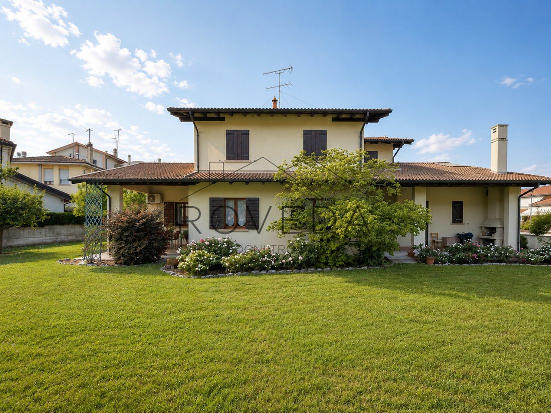 House in Casier, Veneto, Italy 1 - 18046106