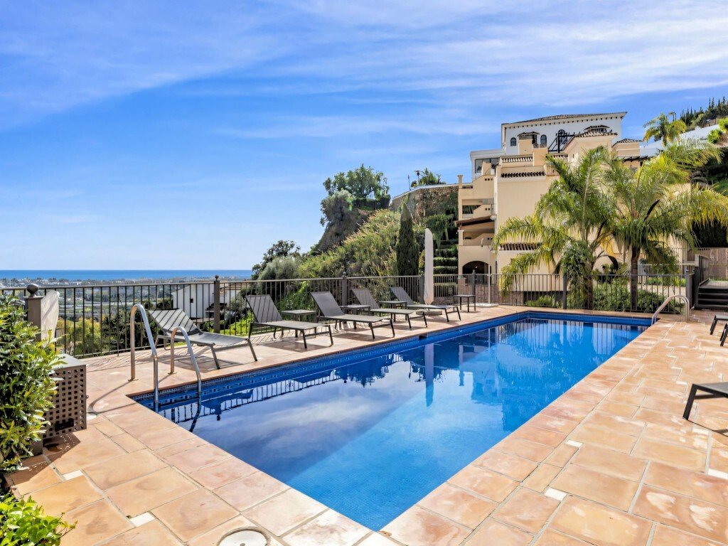 Apartment in Benahavis, Andalusia, Spain 1 - 18048793