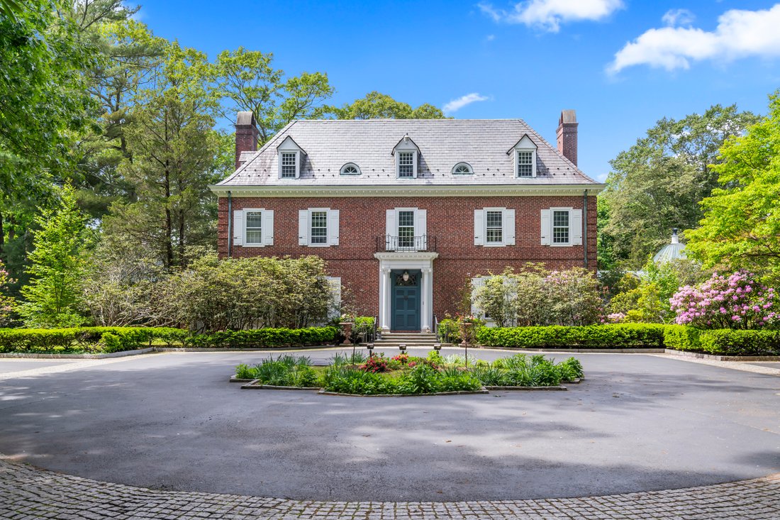 House in Old Westbury, New York, United States 2 - 16269270