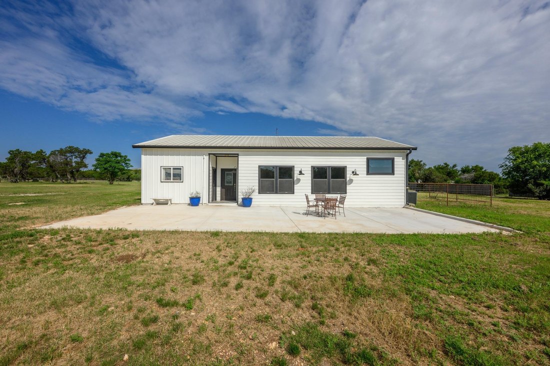 House in Leander, Texas, United States 1 - 18036756