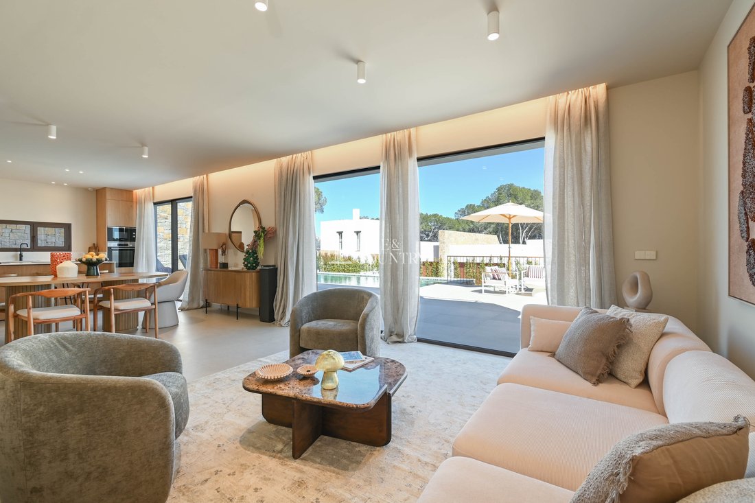 Villa in Moraira, Teulada, Valencian Community 5 - 18042656