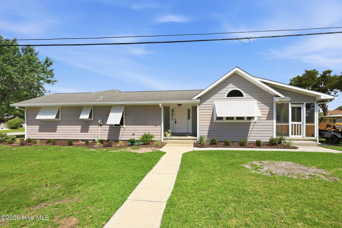 House in Cedar Point, North Carolina, United States 3 - 18036394
