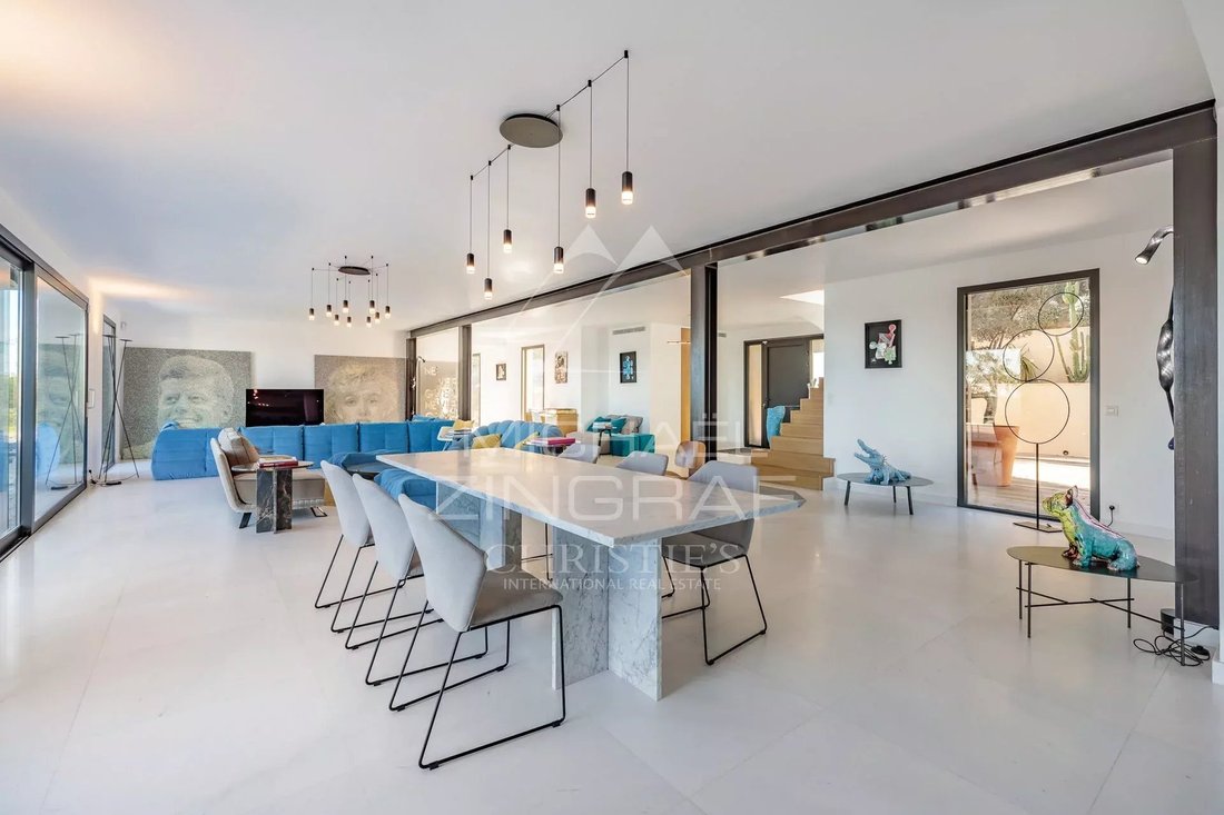 Villa in Zone Ouest Urbaine, Saint-Tropez, France 3 - 15984092