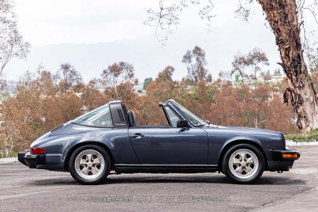 Porsche Carrera in Los Angeles, CA 5 - 18051092