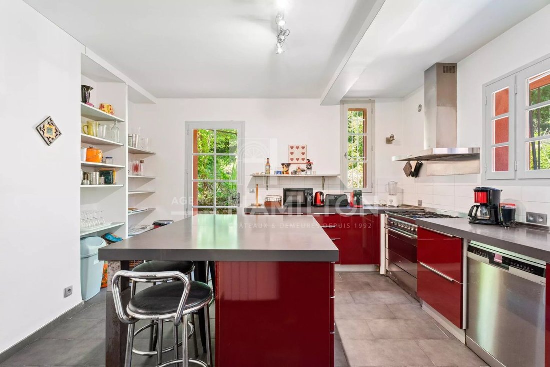 Villa in Bois Fleuri-Chevre d'Or-Saint Philippe, Biot, France 4 - 17992461