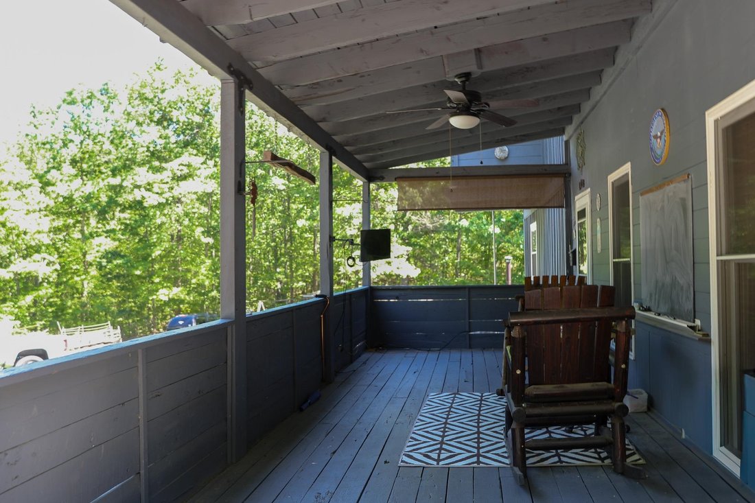 House in Fishersville, Virginia, United States 2 - 18036028