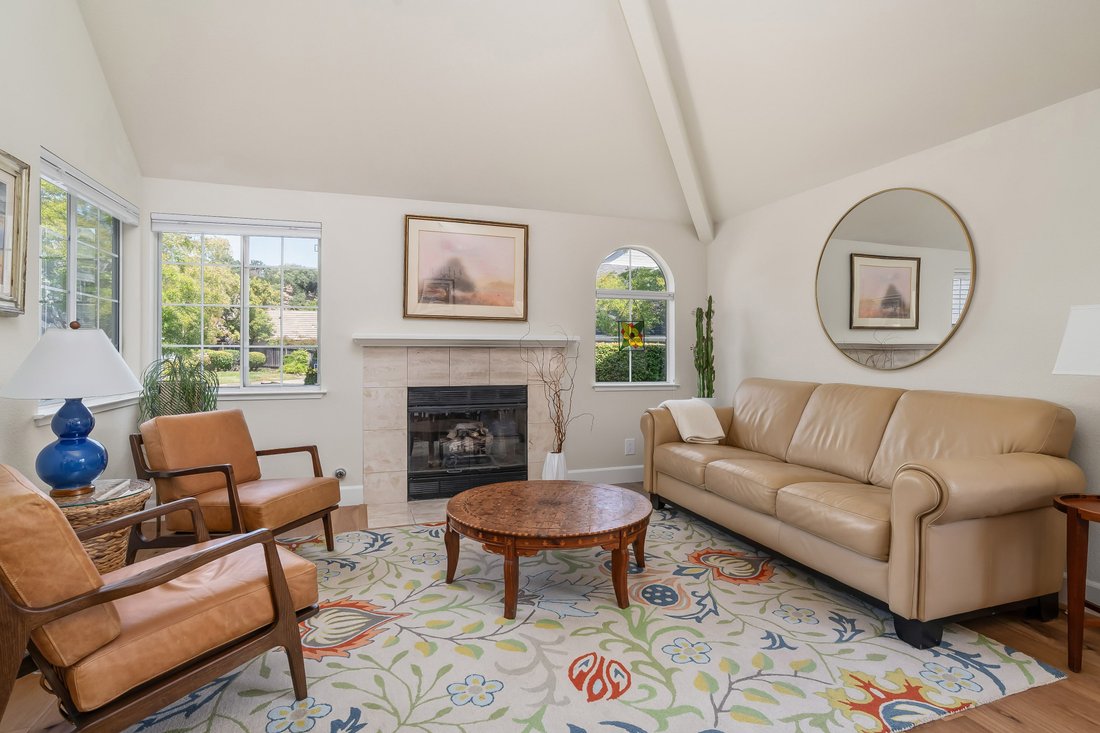 House in Novato, California, United States 4 - 18040005