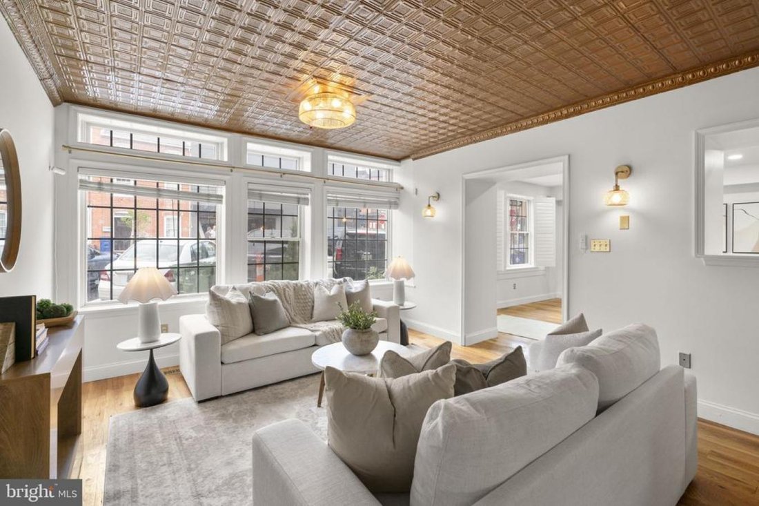 House in Baltimore, Maryland, United States 1 - 18044877