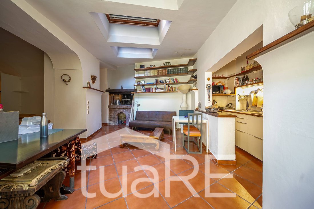 Apartment in Trastevere, Rome, Italy 3 - 18043054