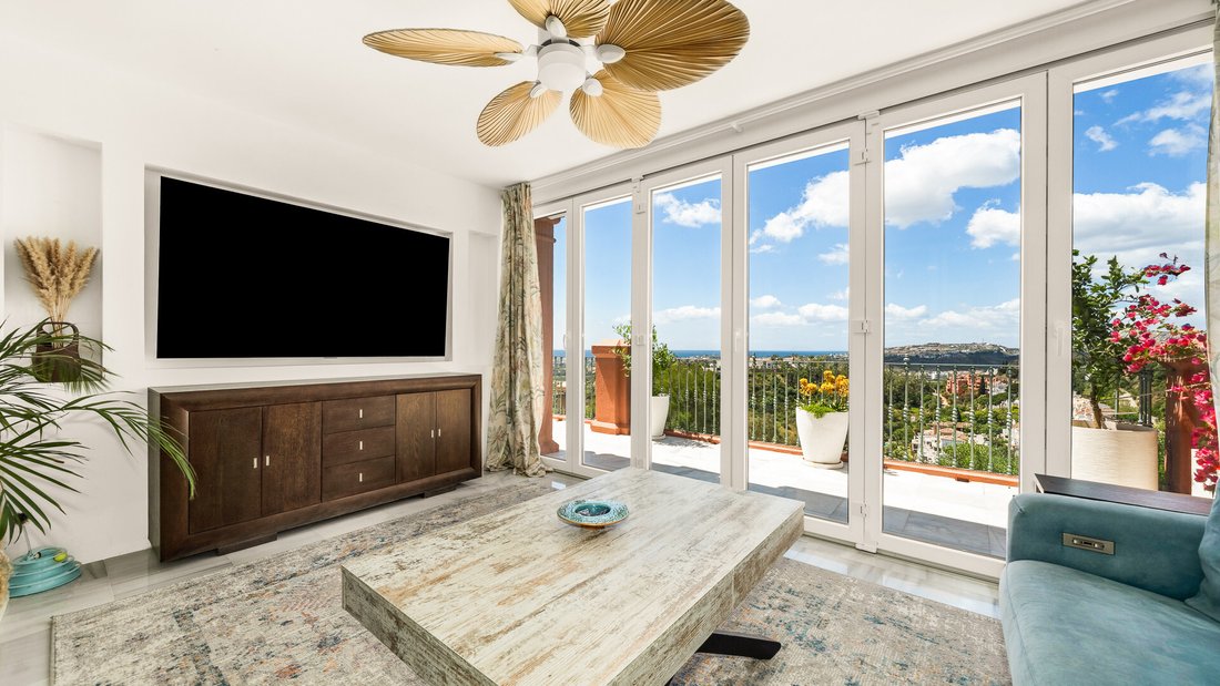 Apartment in Benahavis, Andalusia, Spain 3 - 18040272
