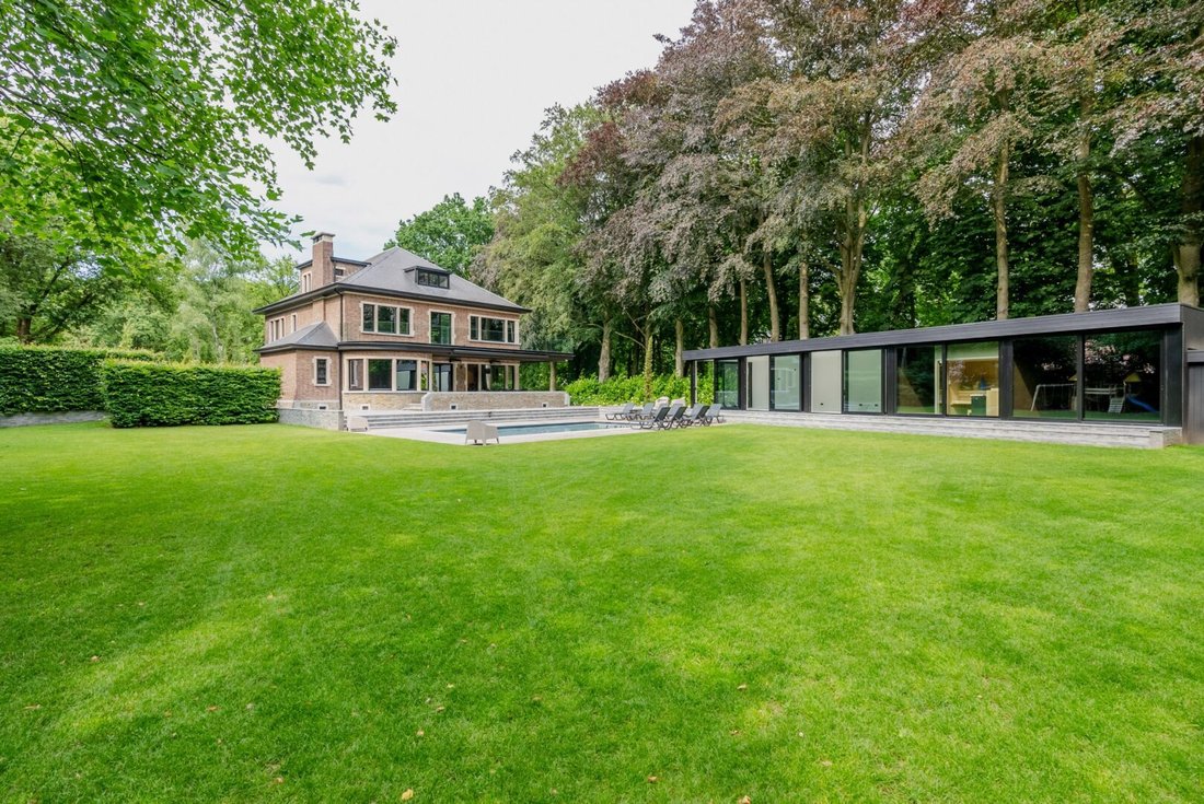 Villa in Schoten, Flanders, Belgium 1 - 18024124