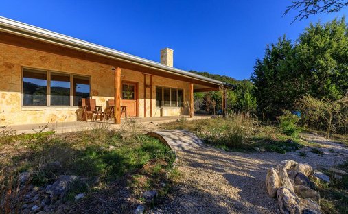 House in Uvalde, Texas, United States 1