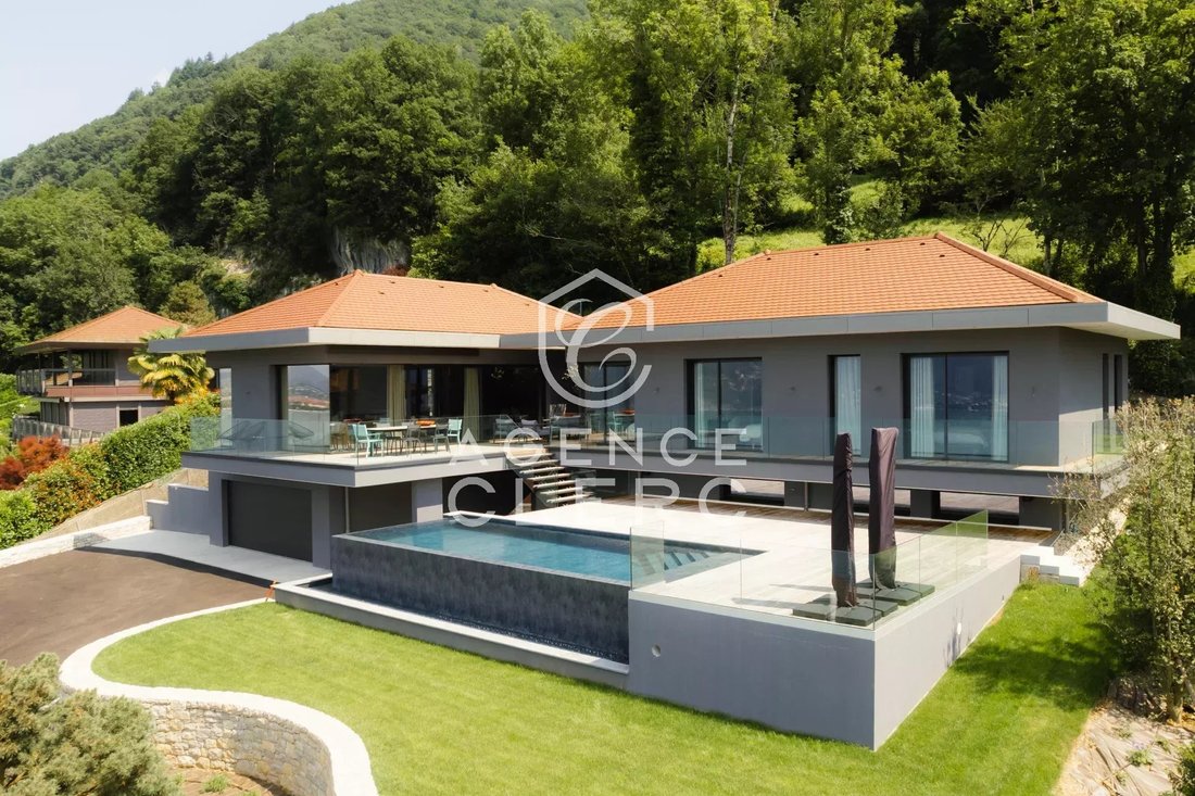 Villa in Veyrier-du-Lac, Auvergne-Rhône-Alpes, France 2 - 16701016