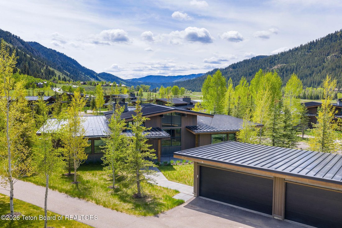 House in Jackson, Wyoming, United States 2 - 17829320