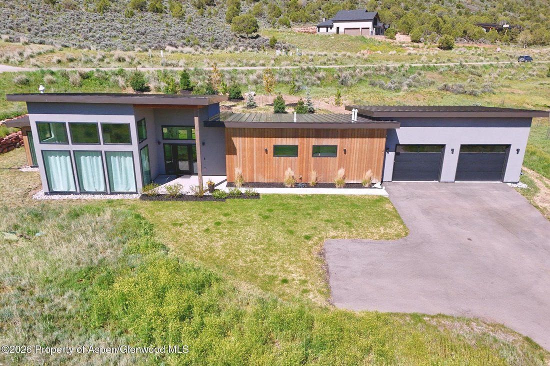 House in Glenwood Springs, Colorado, United States 2 - 16085378