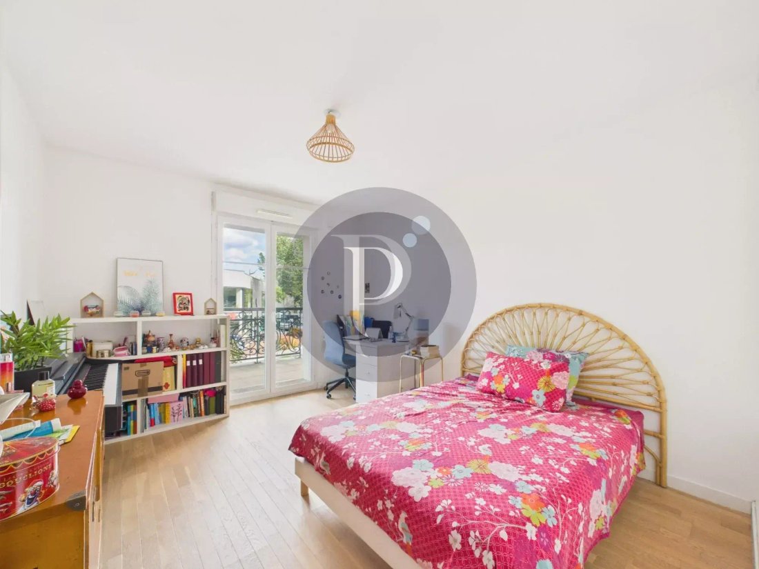 Apartment in Anatole France, Le Plessis-Robinson, France 5 - 18050114