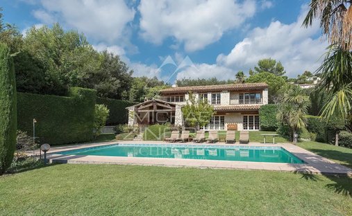 Villa in Centre du Village, La Colle-sur-Loup, France 1