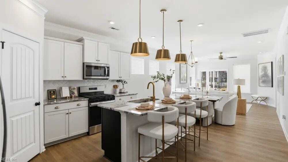 Condo in Williamsburg, Virginia, United States 4 - 18037431