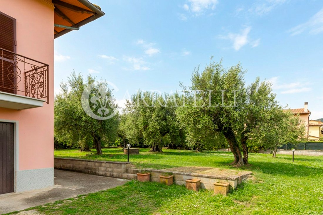 House in Tuoro sul Trasimeno, Umbria, Italy 4 - 18041319