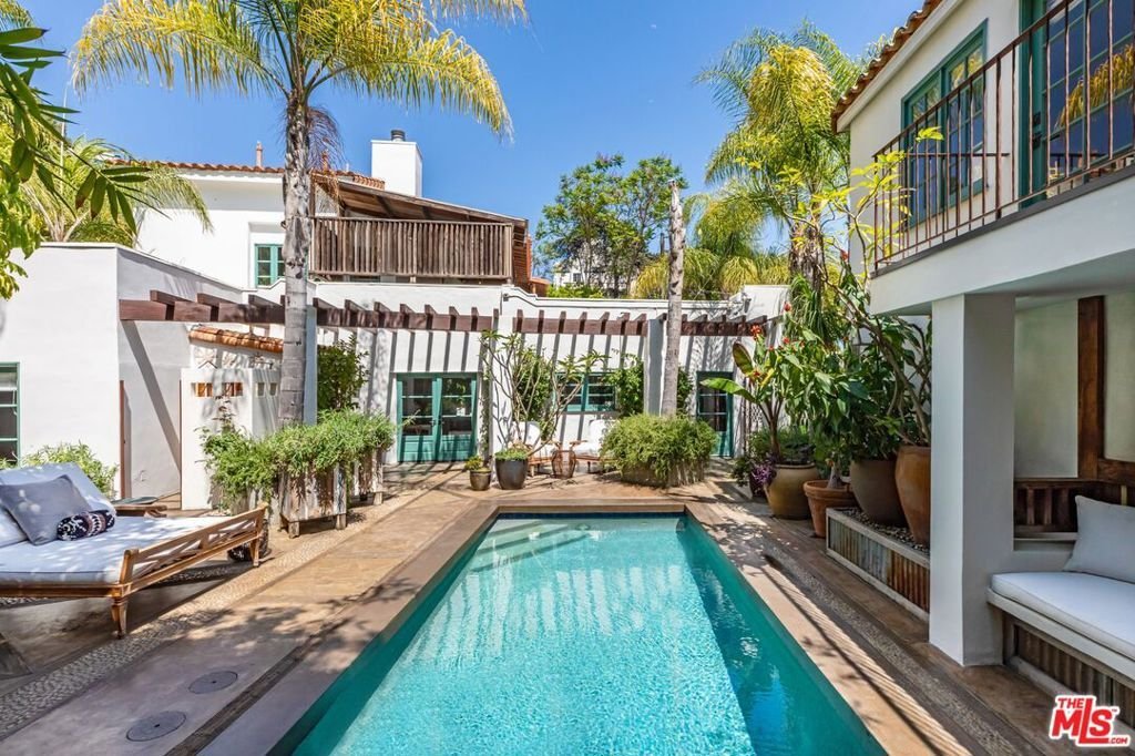 House in Los Angeles, California, United States 1 - 18044127