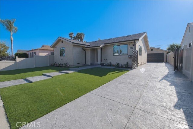 Compton, California, United States 4 - 18035954