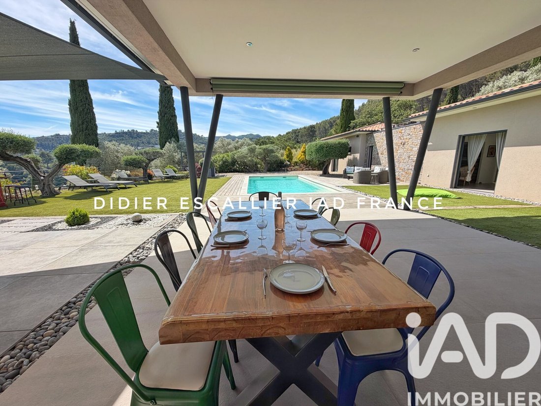 House in Solliès-Toucas, Provence-Alpes-Côte d'Azur, France 3 - 18046298