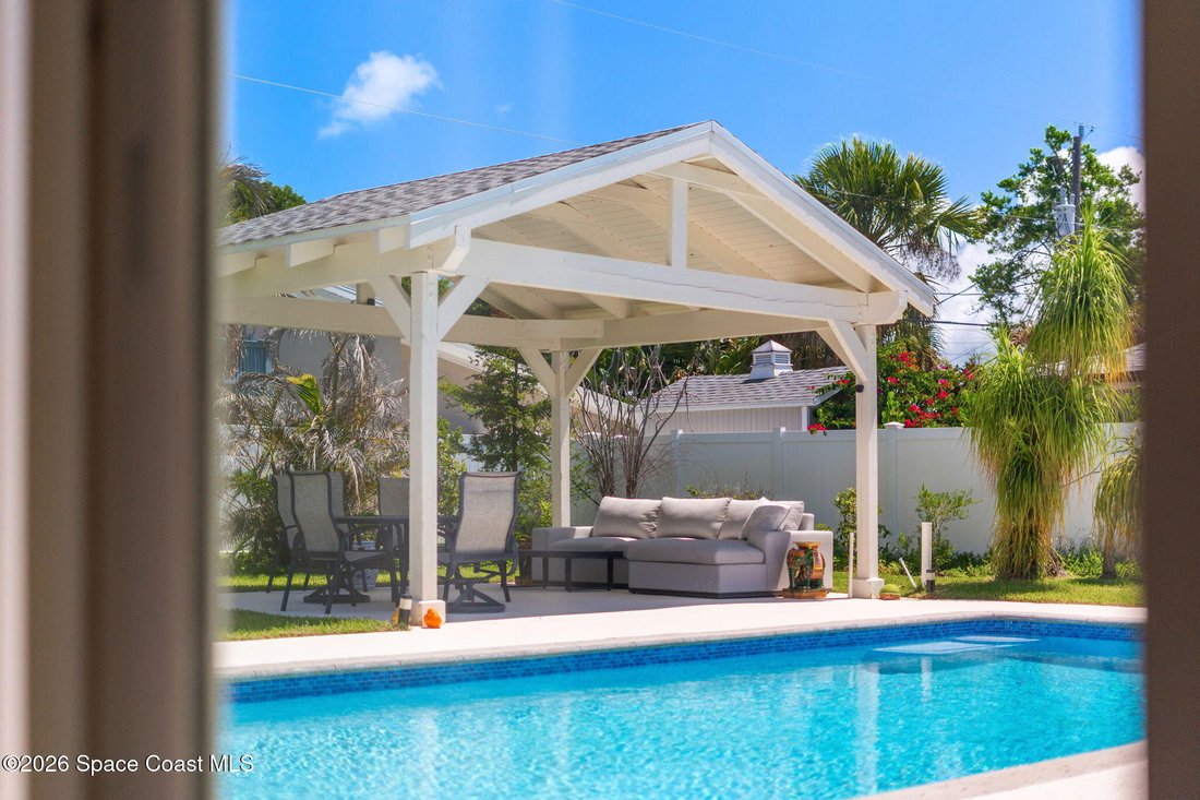 House in Indialantic, Florida, United States 2 - 18048809