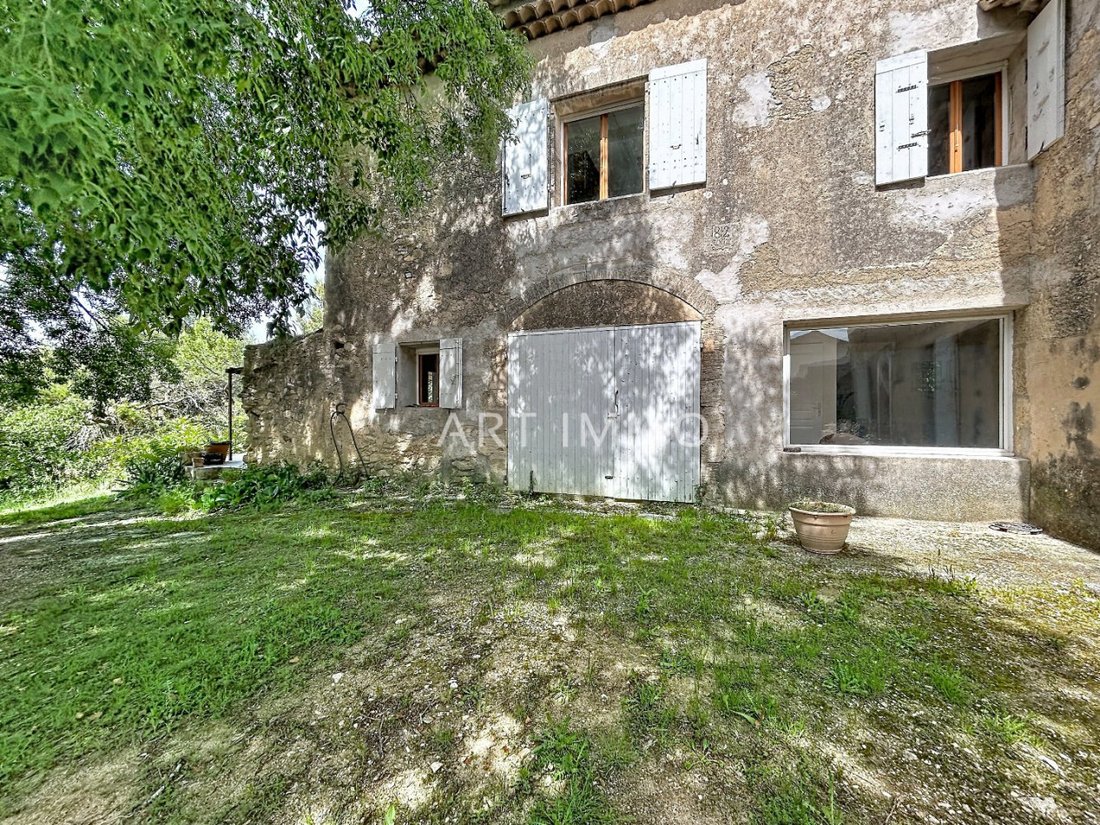 House in Robion, Provence-Alpes-Côte d'Azur, France 4 - 18037601