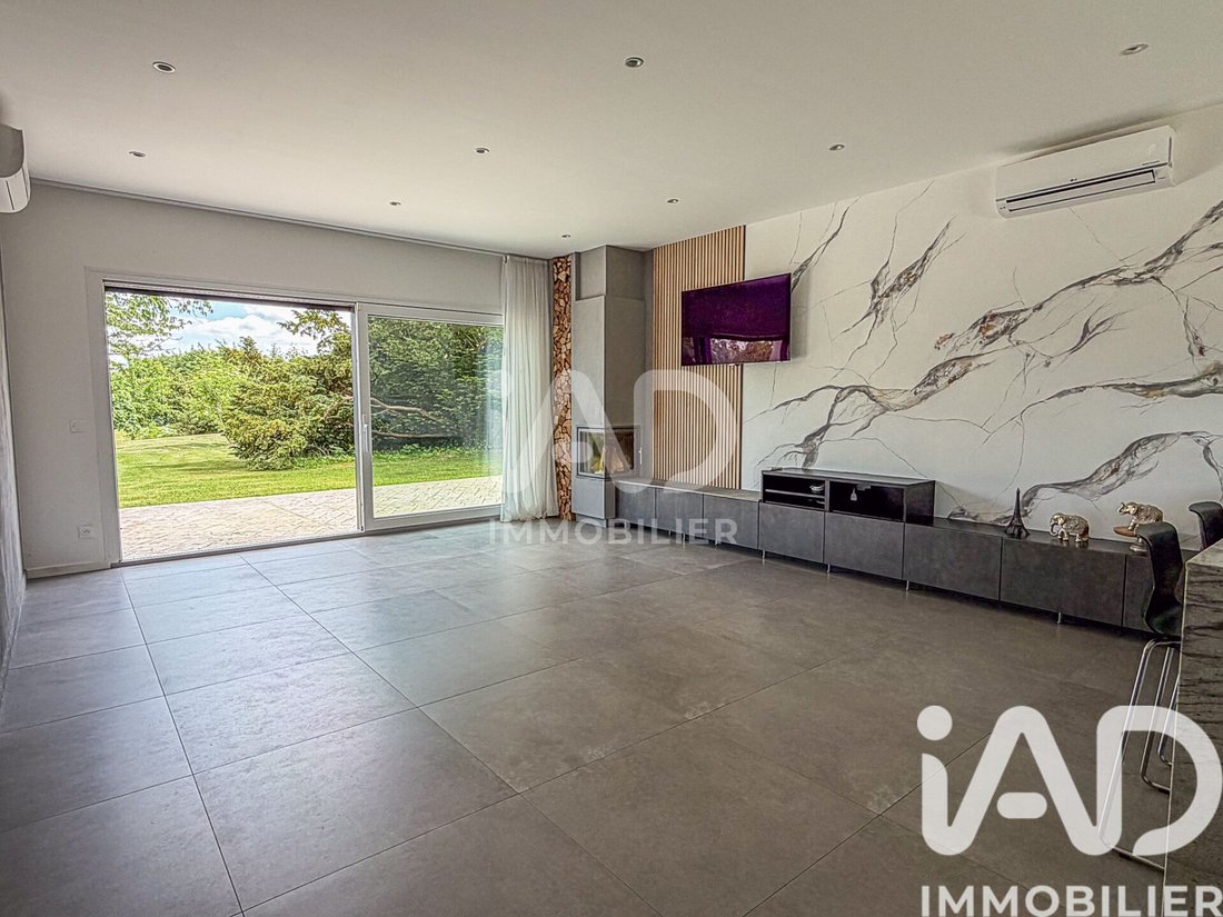 House in La Ferte-Gaucher, Ile-de-France, France 3 - 18046402