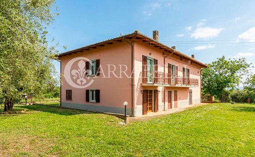 Maison à Tuoro sul Trasimeno, Ombrie, Italie 1