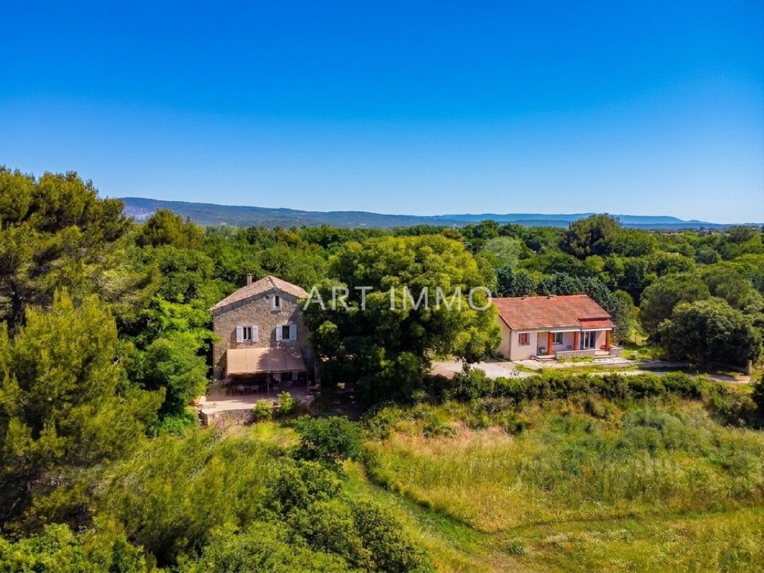 House in Robion, Provence-Alpes-Côte d'Azur, France 1 - 18037601