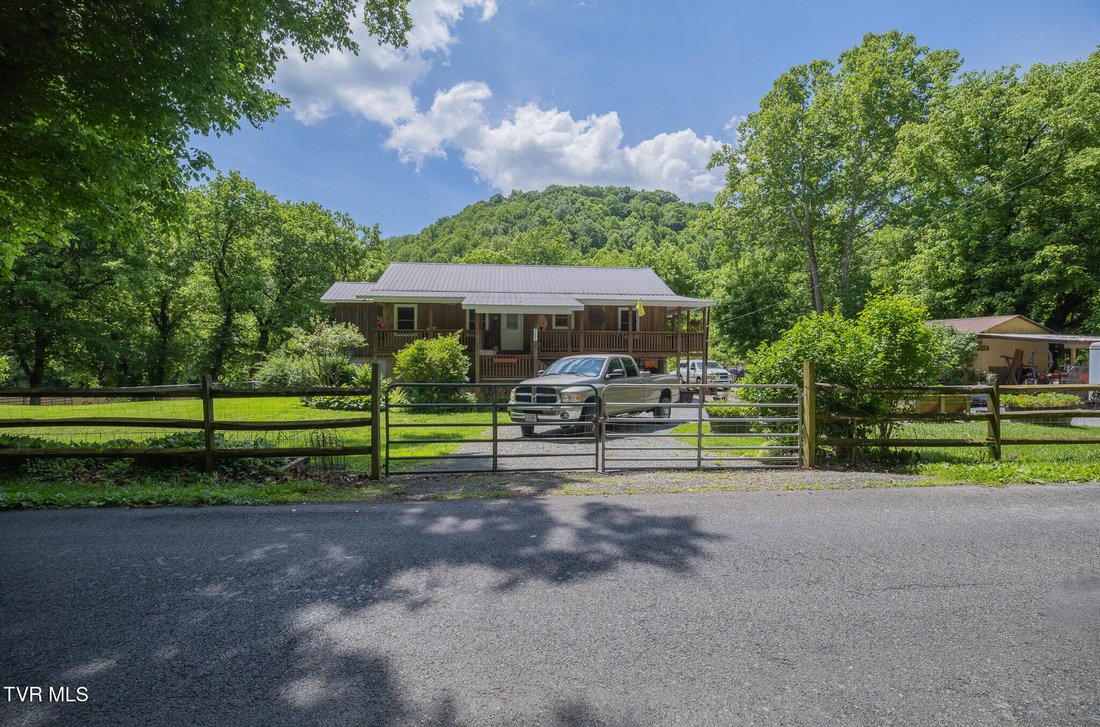 House in Abingdon, Virginia, United States 1 - 18040806