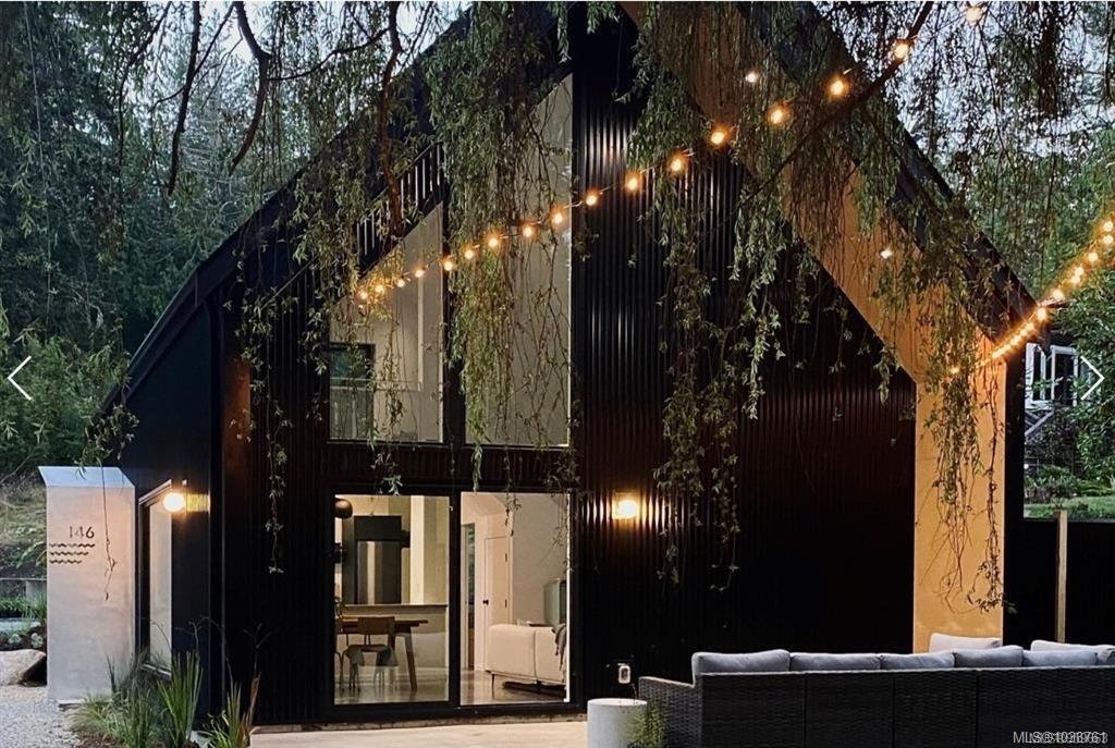 House in Saltspring Island, British Columbia, Canada 2 - 18048826