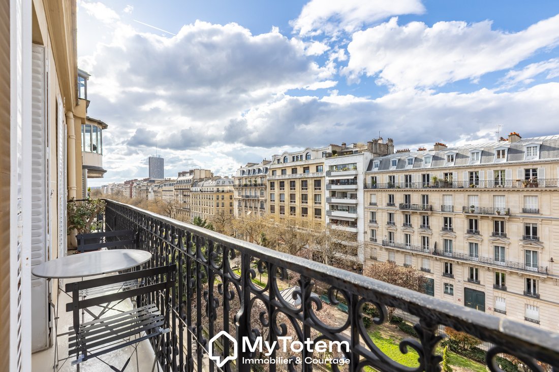 Apartment in Pereire-Malesherbes, Paris 17e Arrondissement, Paris 2 - 18026362