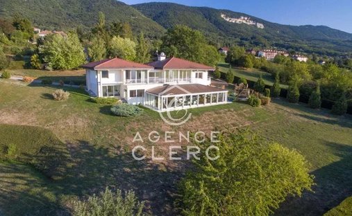 Villa in Collonges-sous-Salève, Auvergne-Rhône-Alpes, France 1