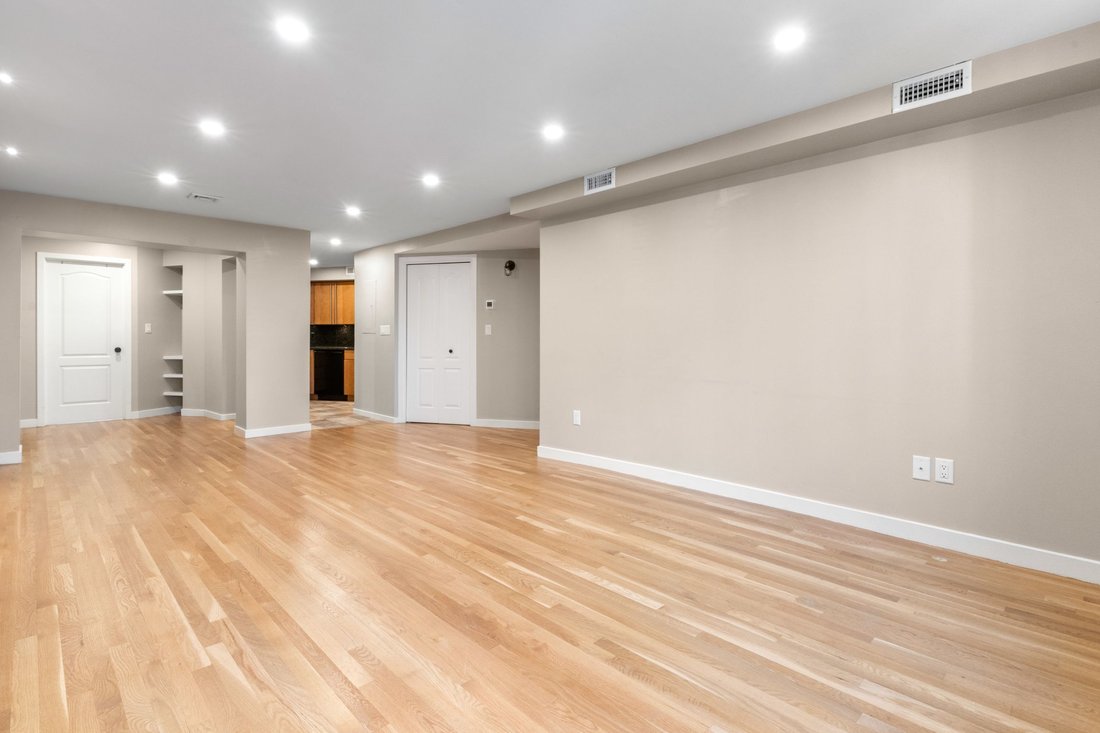 Condo in Boston, Massachusetts, United States 5 - 18045001