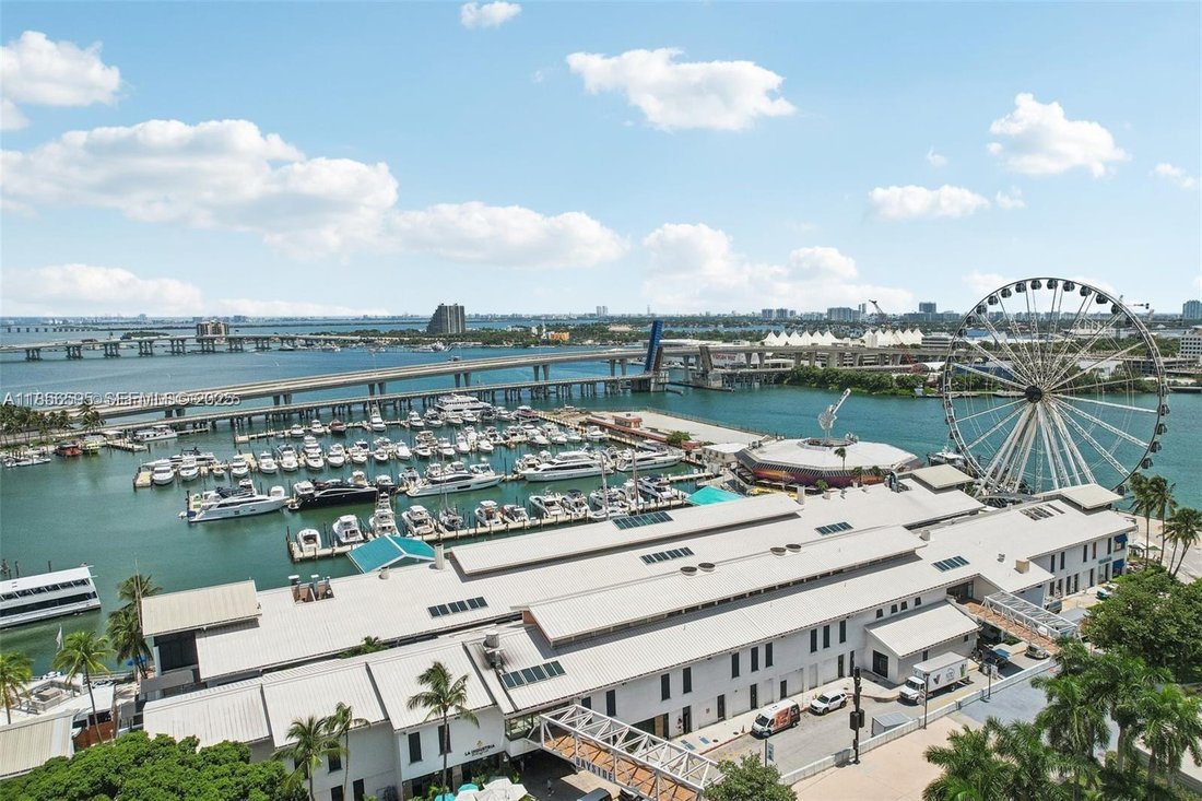 Condo in Miami, Florida, United States 1 - 18046713