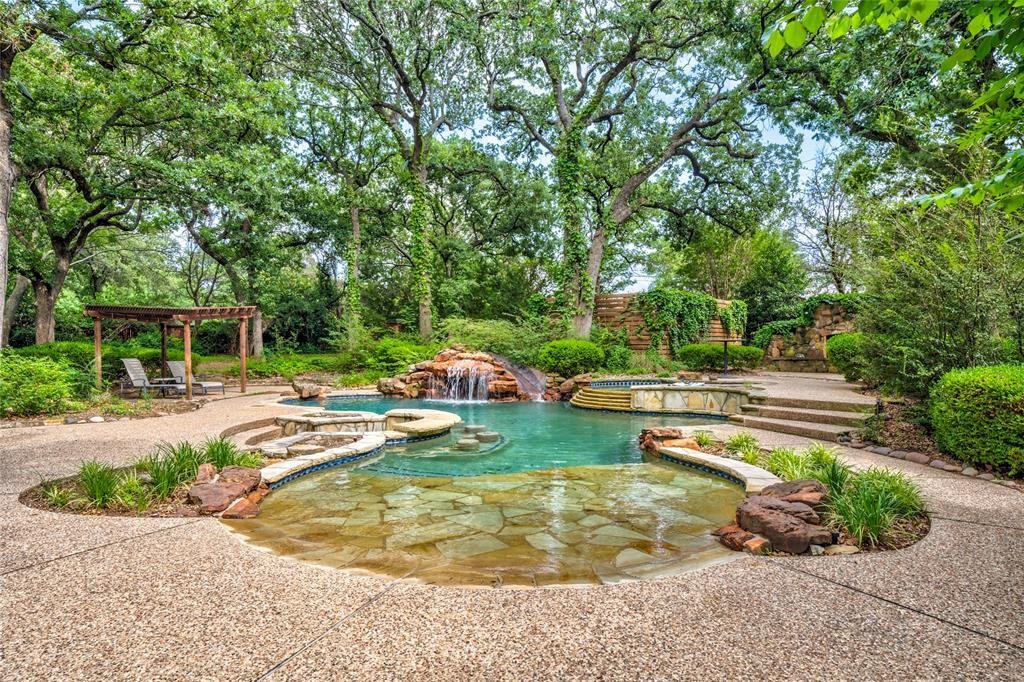 House in Lewisville, Texas, United States 5 - 18042051