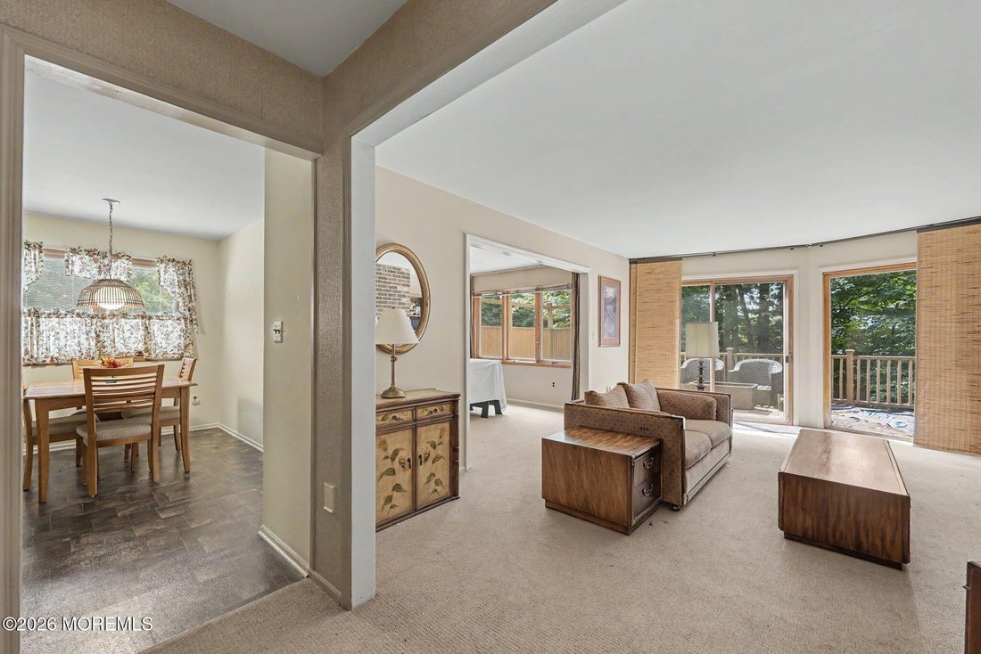 House in Wayne, New Jersey, United States 4 - 18038823
